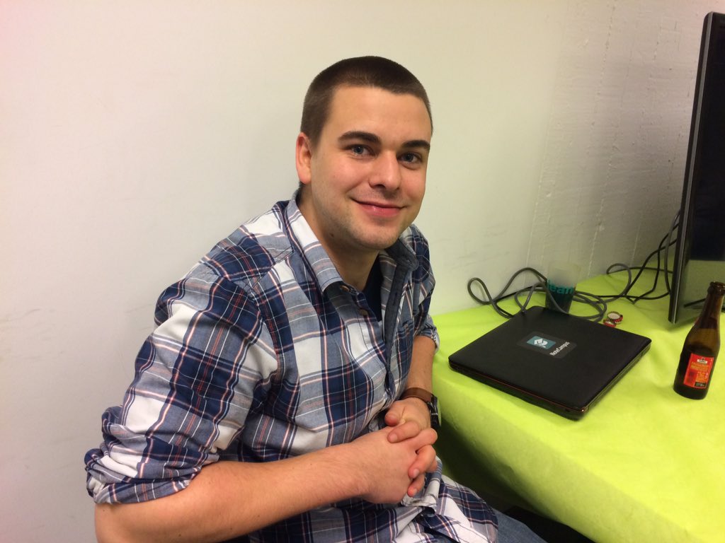 Roald Sieberath ☀ tweet media