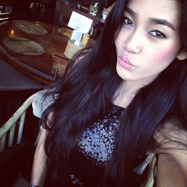 Alana_Phan_'s tweet photo. Retweet this if you guys are love me :D https://t.co/SPEtL4CCA3
