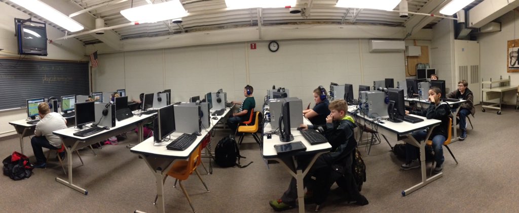 SVMSGain's tweet photo. @CentralElemSch Coding Club using @CodeMonkeySTU today!! #DLDay #StopDropnTweet #INeLearn @SVSchools https://t.co/m0FgLF6QUW