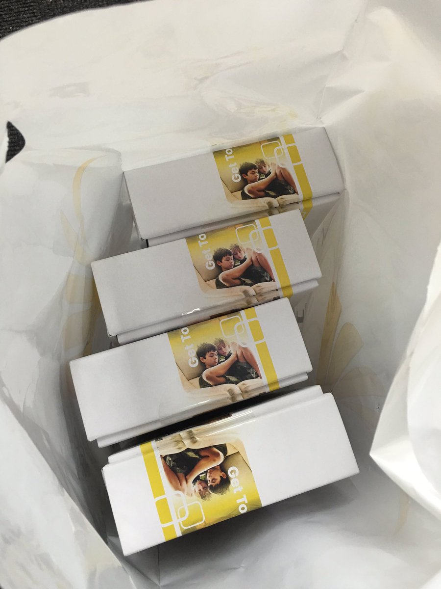 SprintStore8848's tweet photo. @Lilifromsprint there you go ...out the door. It's raining tablets today https://t.co/3BvsZBqVyk