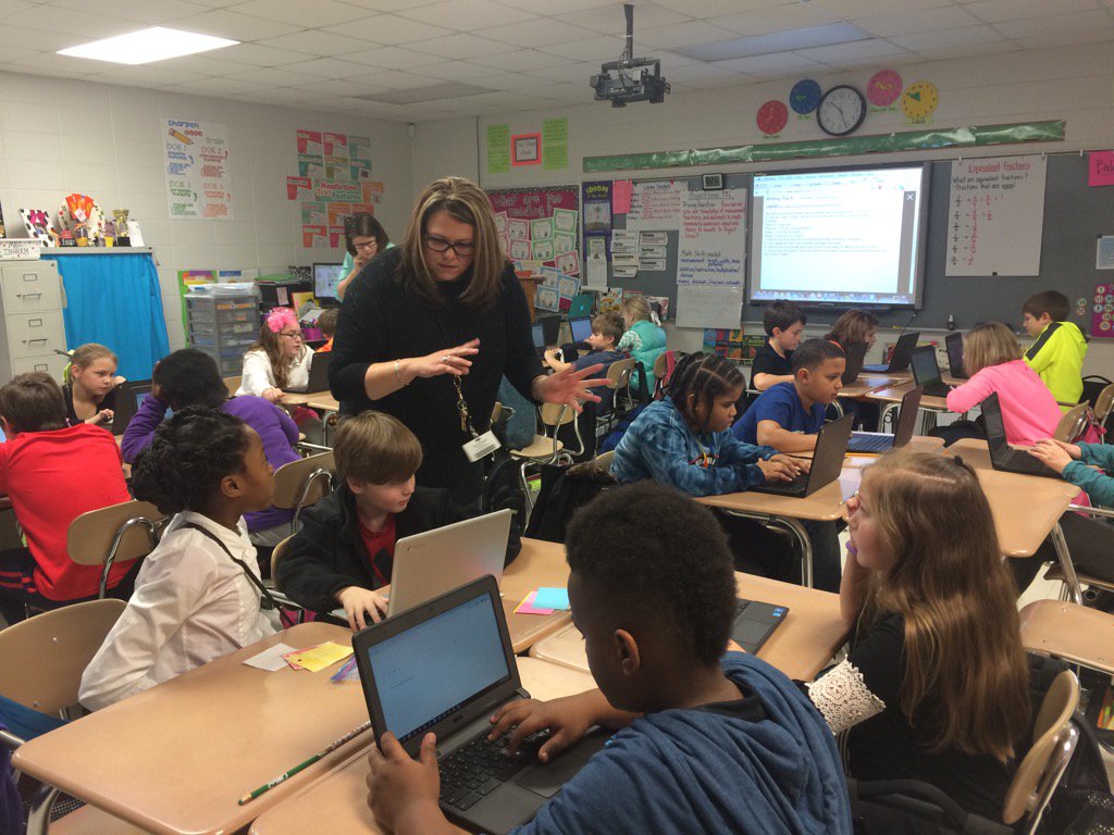 AngieSRobinson's tweet photo. Ms. Ingram's class was highly engaged using Edueto! @MunfordElem @TCBOE @OfficialDLDay https://t.co/J6QncfVXAq