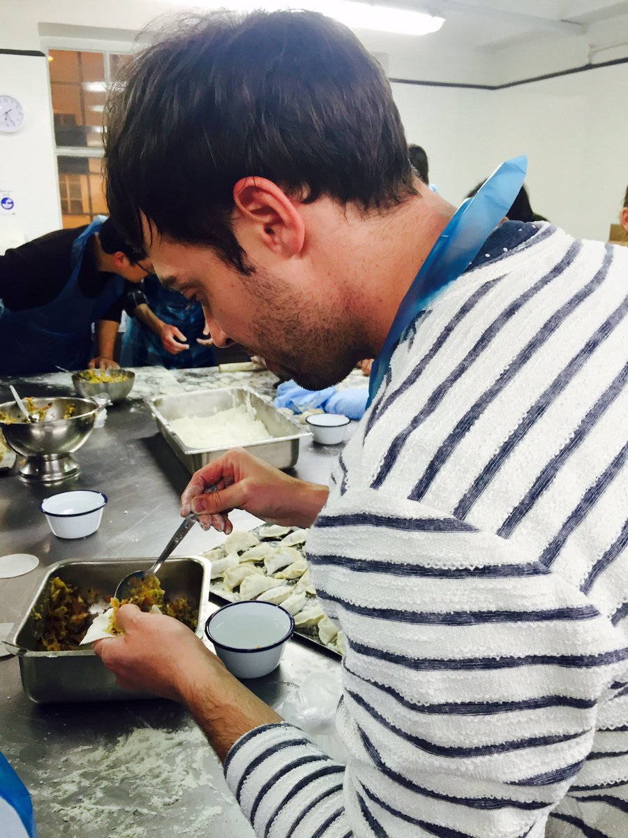 SLCasablanca's tweet photo. Learning how to make #Chinese #dumplings with @theribsmith thanks @LeedsConfucius @LeedsUniUnion #Chinesefood https://t.co/PgacQY6tNk