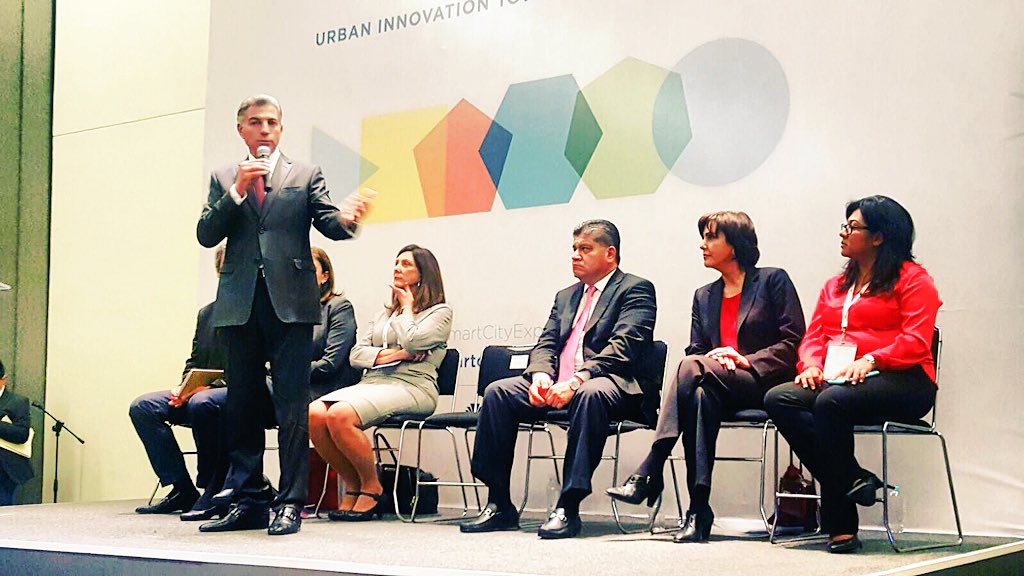 ANACmx_'s tweet photo. Participa @TonyGali Alcalde #dePue en la Sesión #ProgramaCiudadesSeguras libres de #ViolenciaContraLaMujer https://t.co/sM0VaqS4Zl