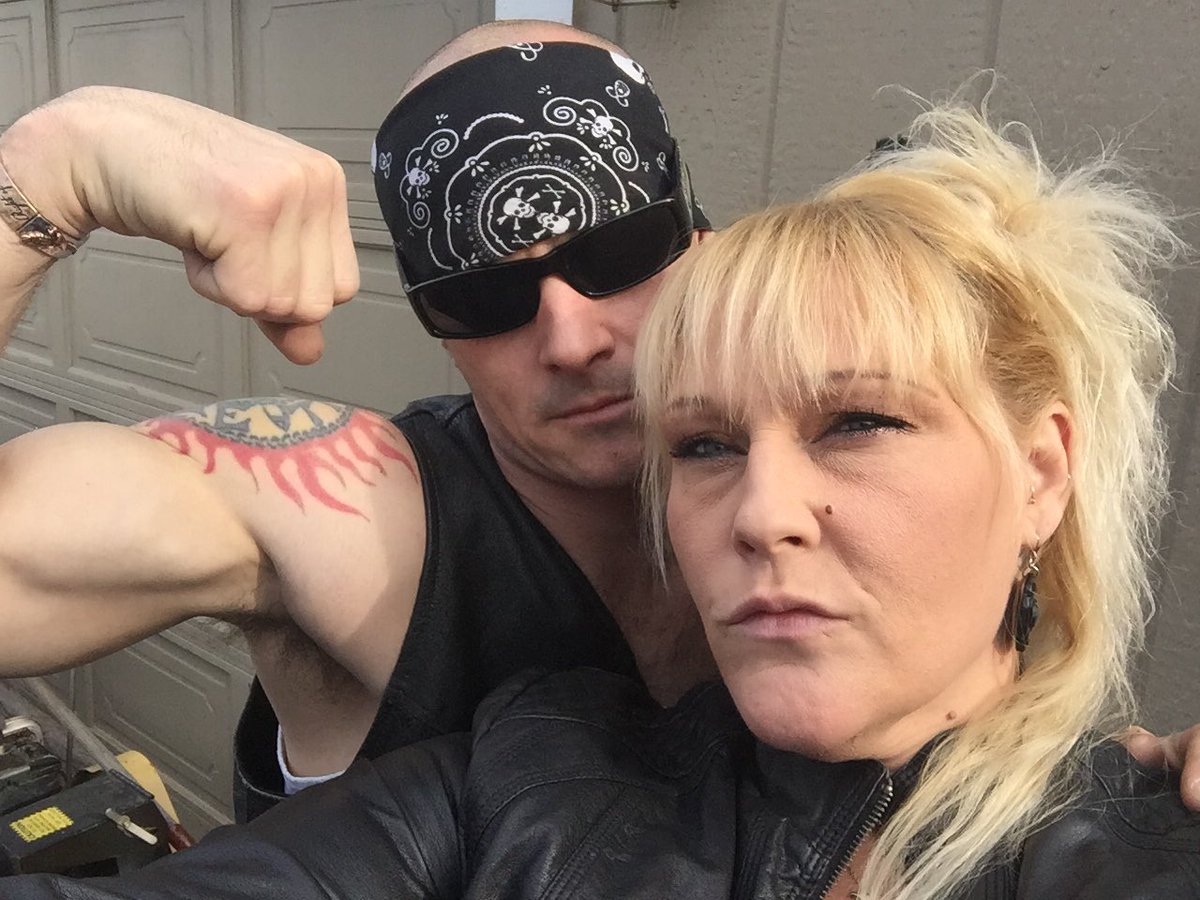 mommavapes's tweet photo. All leathered up on a beautiful day! An yeah I was try'n to look tough.. Lol https://t.co/ZnLIacAk8v