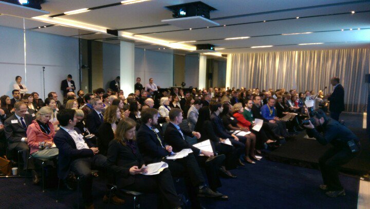 josephwwu's tweet photo. Full crowd! "@boltyboy: A bit of history from @jeanlucneptune on #pilothealthtech to a SRO audience https://t.co/BmwOF2OsZs"