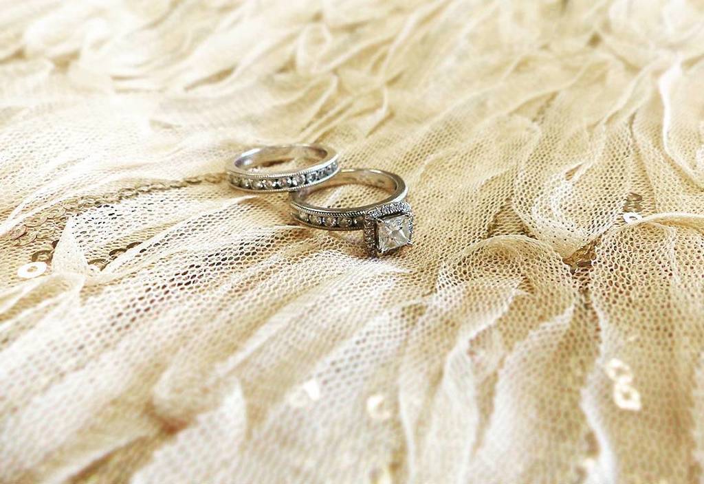 NVLinens's tweet image. It's #WeddingWednesday! We love the romantic way these rings look on our River linen--find it on our website! What'…