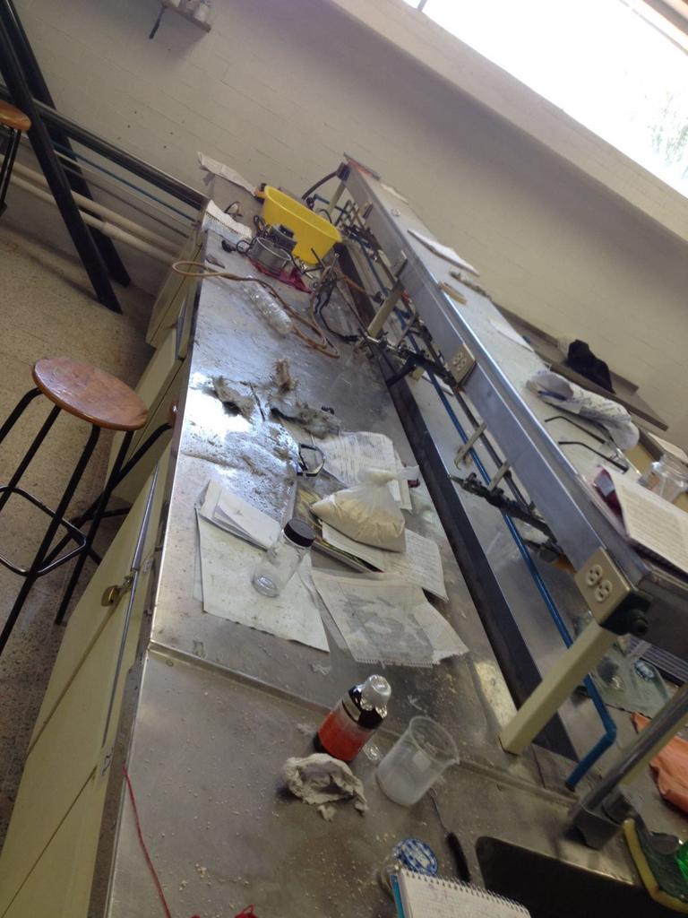 Reportan incendio en la UAM Xochimilco - CbchZgpUMAA3mgC