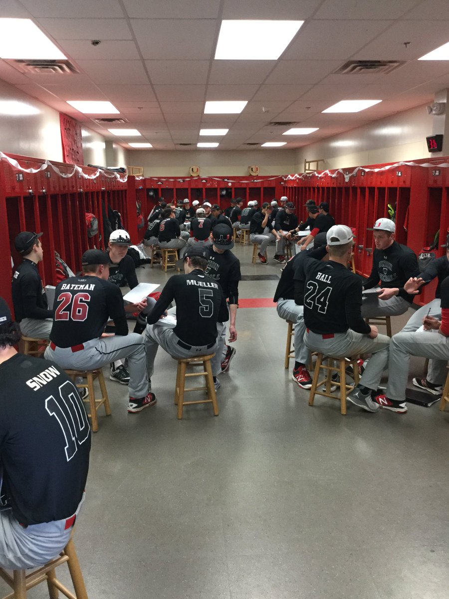 union_baseball's tweet photo. Covering the @GCCoaches topic Integrity with our players today.
#EasyEddie
#ButchO'Hare https://t.co/J2KwLOtZN2