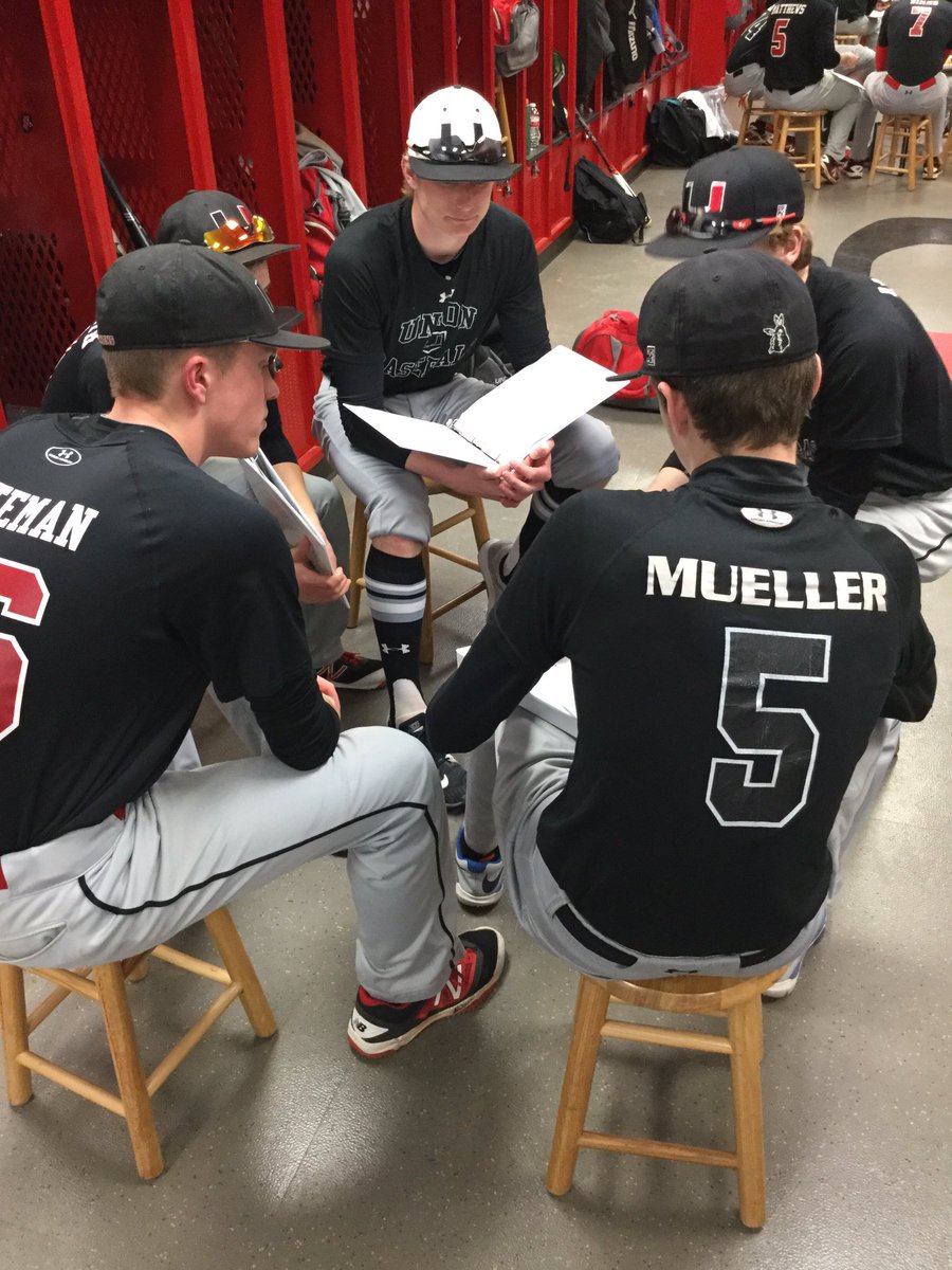 union_baseball's tweet photo. Covering the @GCCoaches topic Integrity with our players today.
#EasyEddie
#ButchO'Hare https://t.co/J2KwLOtZN2