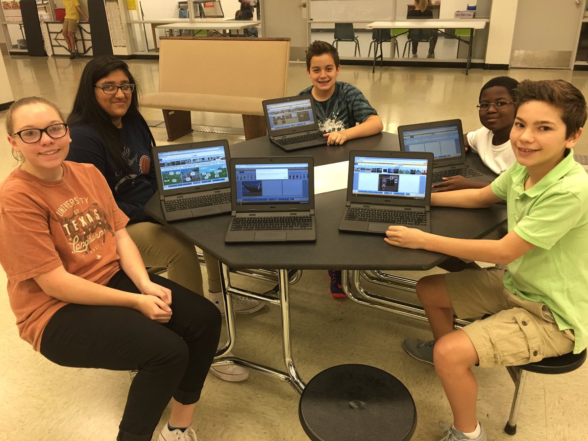 Kuhrteous's tweet photo. @OfficialDLDay showcased student engagement and exploration in @WFISDschools! #DLDay #DLDayWFISD #Googlepowered https://t.co/jP3TornkuT