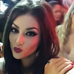 HelpTudo's tweet image. Icons Anaju Dorigon
Fav se gostar 
RT se Pegar