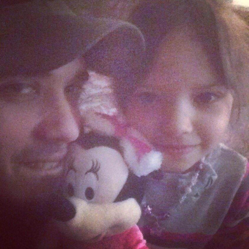 JesseLeduc's tweet photo. #JessNJenn N Minnie Rockin A #Father #Daughter #Mouse #Christmas2015 Pic Haha ❤️⚡️❤️ https://t.co/sRGAtf3jMl