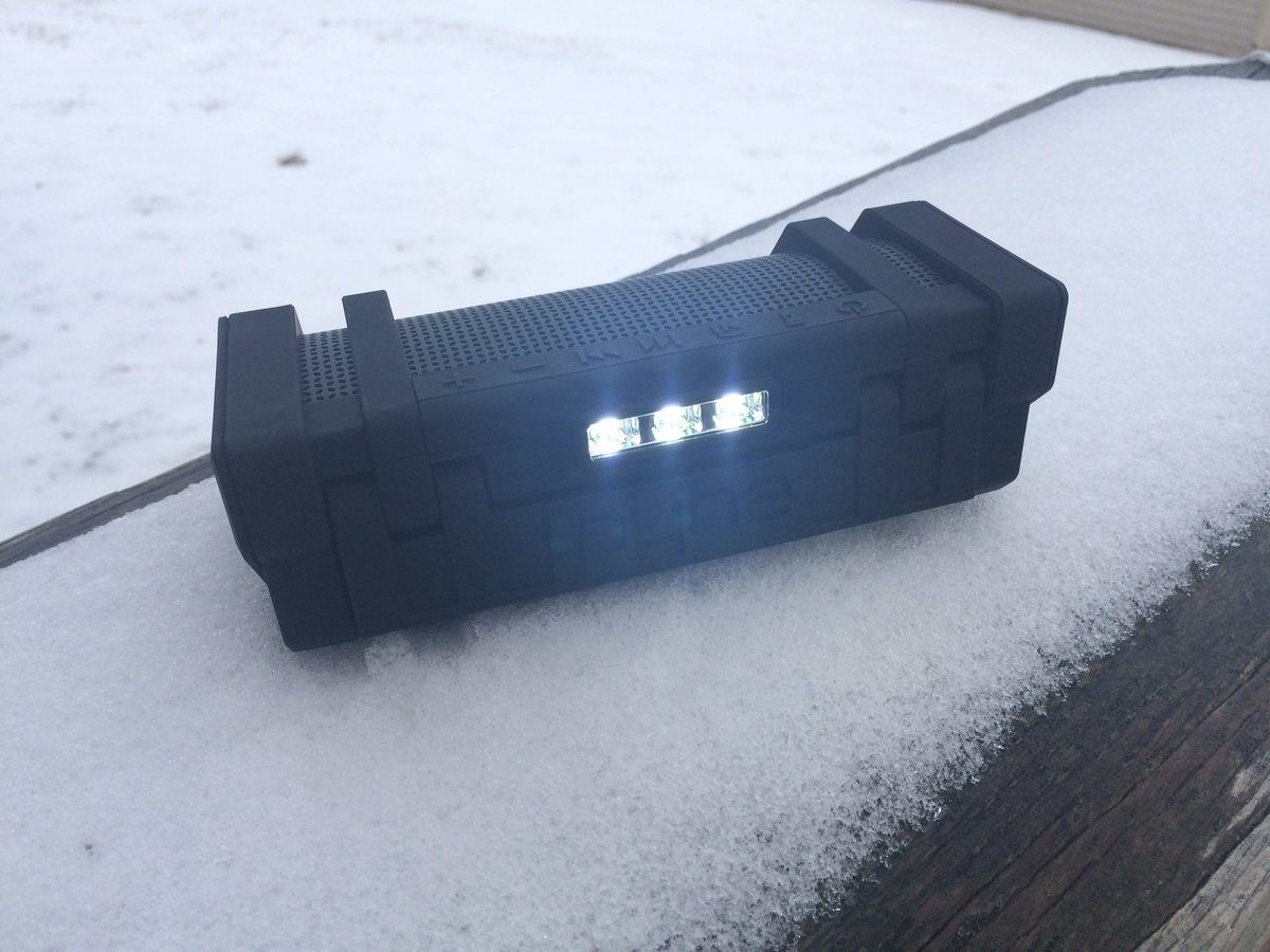 me1grehg's tweet photo. @NYNEAudio #NYNEedge Easy setup, sounds great and looks great!! #HeavyDuty #Fun https://t.co/oSbeNpWYyx