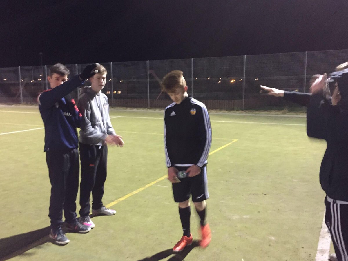 2G1Cpeterhead's tweet photo. It is with regret that 2g1c are to announce the departure of founding member @azmacfarlane , good luck!  #ThanksAzza https://t.co/1CGq8Hcpn7