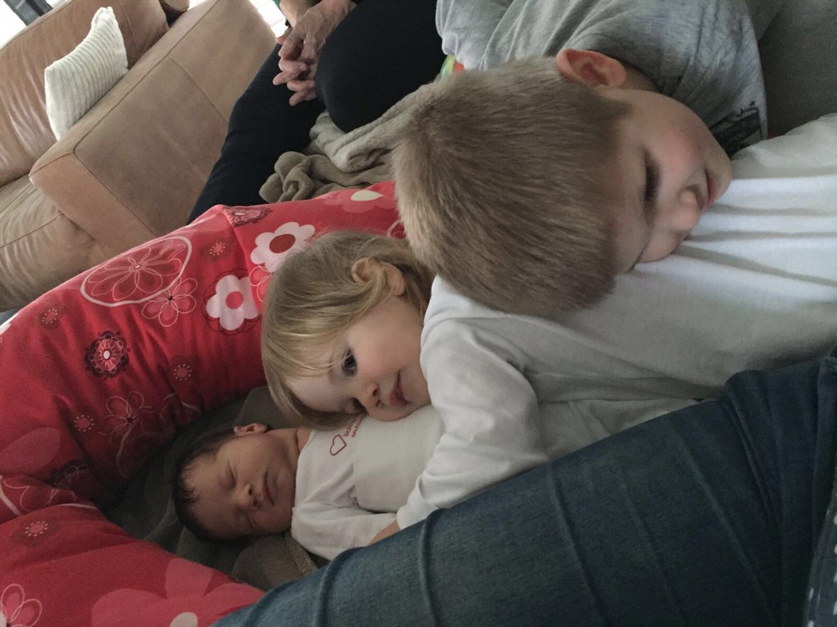corystof's tweet photo. Can't wait to be a big sister to these three in less than 2 weeks! ❤️ https://t.co/2Ai6TALyH6