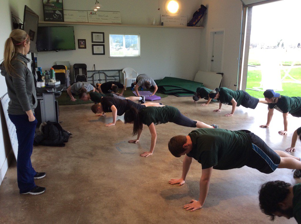 Working hard at the Sardis Golf Academy! #stability <a href="/lmanion13/">Lindsay Teron</a>