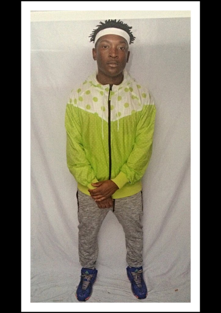 LeviKillem's tweet photo. Wasn't built to love... #Floatinπ½ #TRKFTπ€ https://t.co/B6OFR3Rwbz