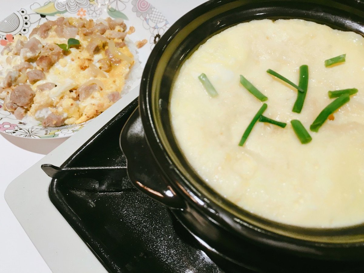 [트와이스] 모모가 계란찜에 요거트 넣을때 채영이 표정 | 인스티즈