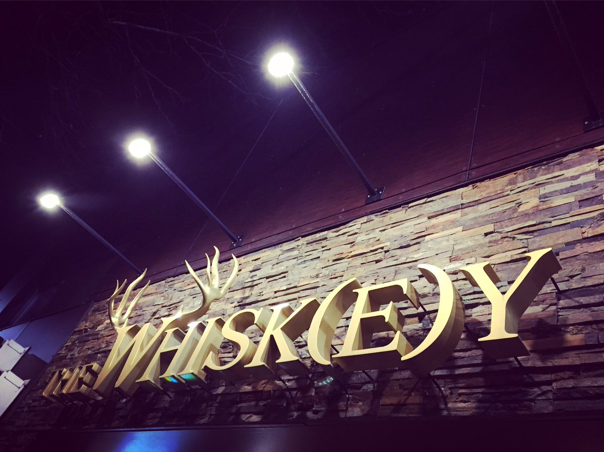 TheHollow_Music's tweet photo. Come #rock the house with us @TheWhiskeyFC in #FortCollins! ๐ถ๐๐ถ #CroBotTour #FollowTheHollow #LiveMusic https://t.co/8FV7x3hjco