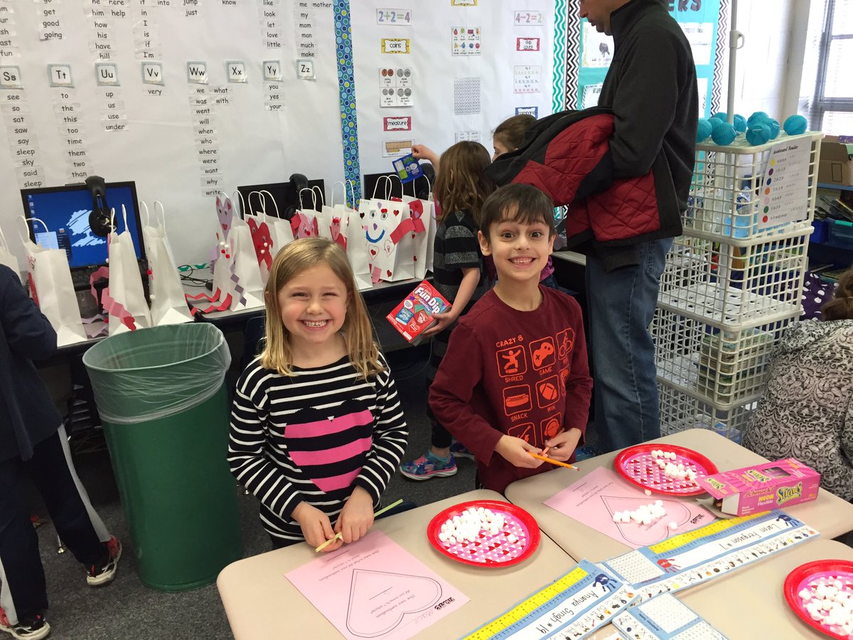 LakeviewSSI's tweet photo. A little late....but we had an absolute blast at our Friendship Party!!! https://t.co/mc65IZ77rq