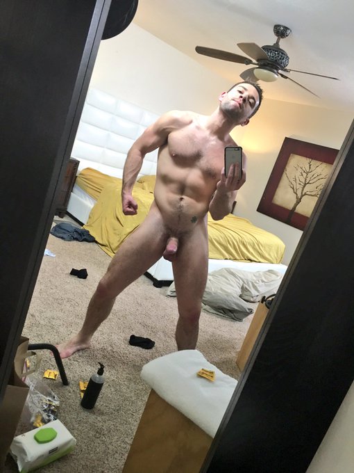 Awesome day shooting with @NextDoorStudios ! #gayporn #pornstar https://t.co/EikiCpaPTu