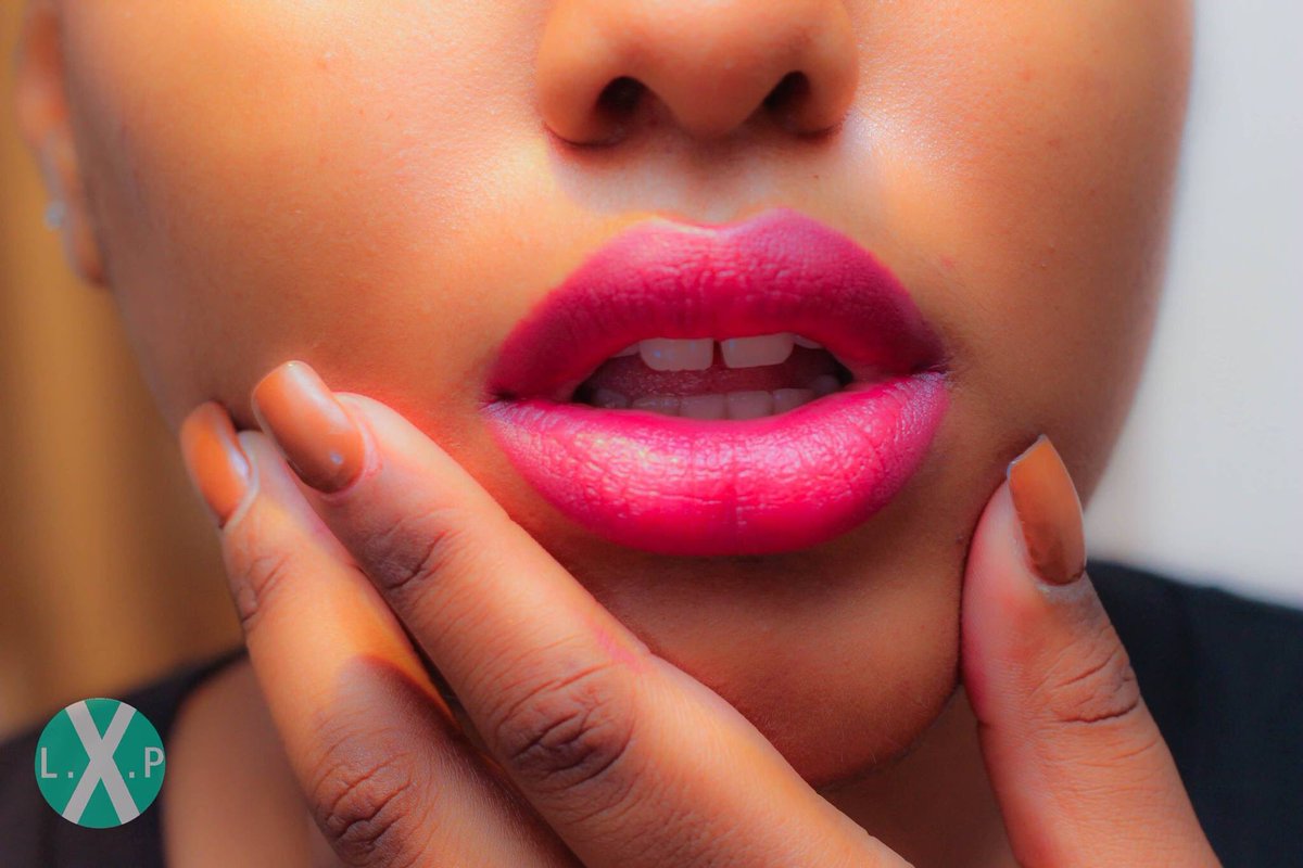 Mel Vally lipstick <a href="/zorra/">zorra</a>.co