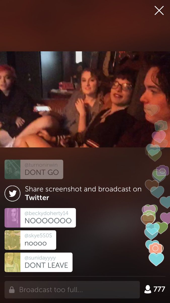 wifiviolet's tweet photo. @HeyViolet I loved the periscope guys 💘💘💘💘 https://t.co/OQV7eM8UQb