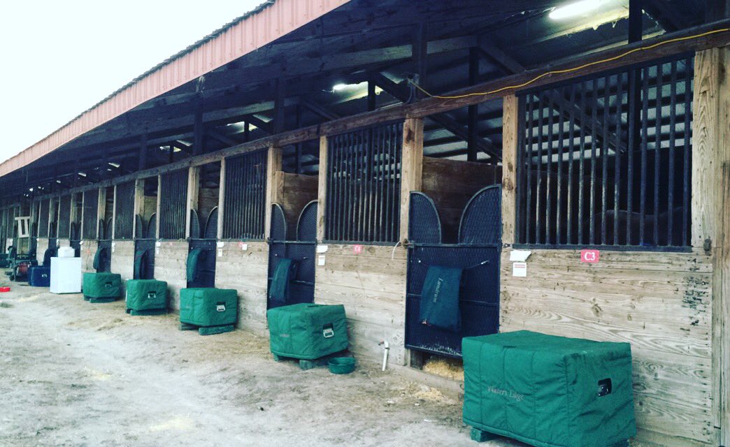 teamwatersedge's tweet image. Unpacked and ready for the show to begin!!