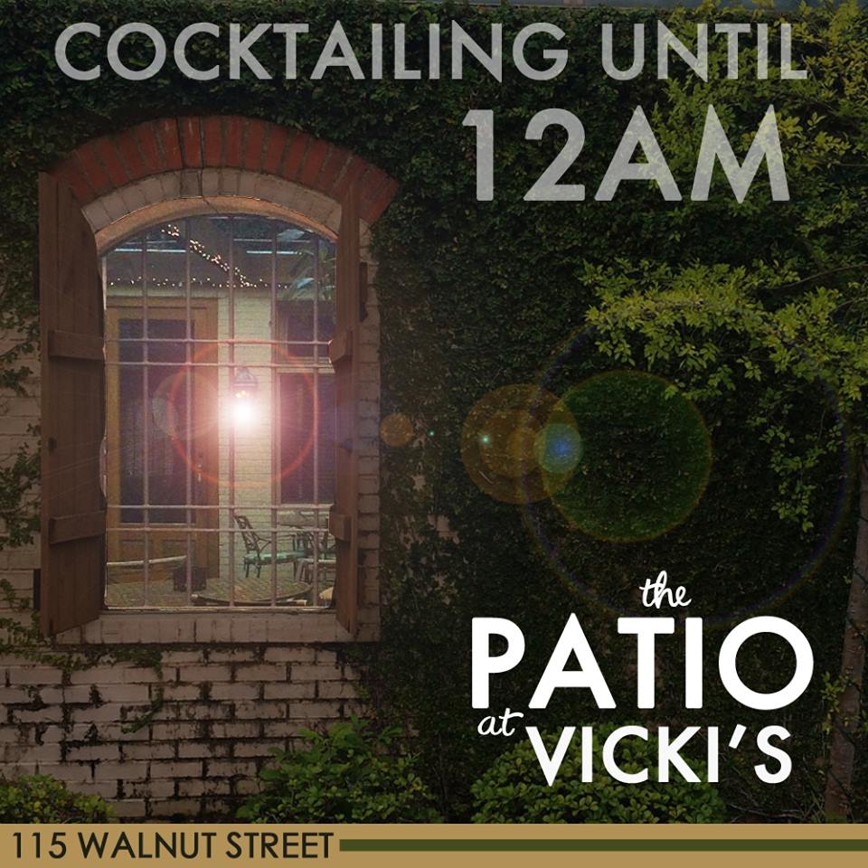 VICKISonWALNUT's tweet photo. Perfect patio weather at Vicki's on Walnut! #getdowntown ~ cheers! https://t.co/FFqRmLVkch