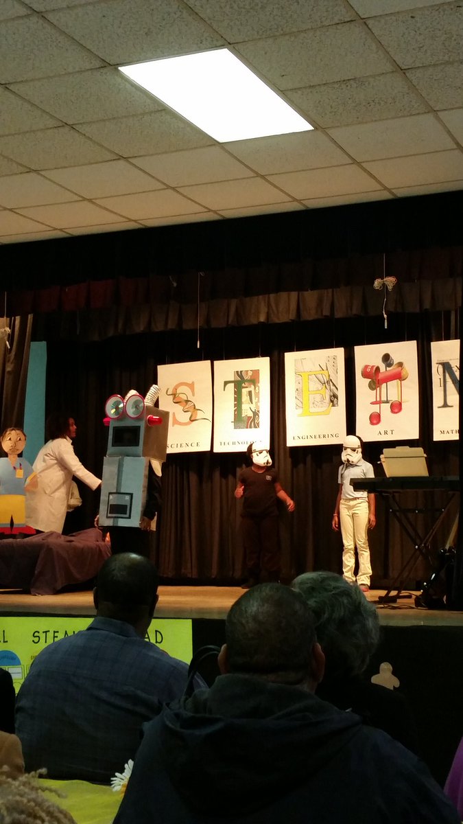 CrestviewES's tweet photo. #ThankYouRollingCrestLake
#CrestviewRocks
@MiamiSup 
@MDCPSNorth https://t.co/eGlHsFvUm1
