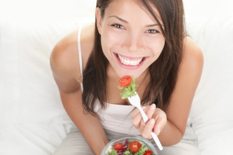 DavidGoliathRx's tweet photo. Eating Right for a Healthy Mouth via @DrOz https://t.co/rBoei8xZxF #ozexperts #dentalcare https://t.co/nJkLhBr2q8