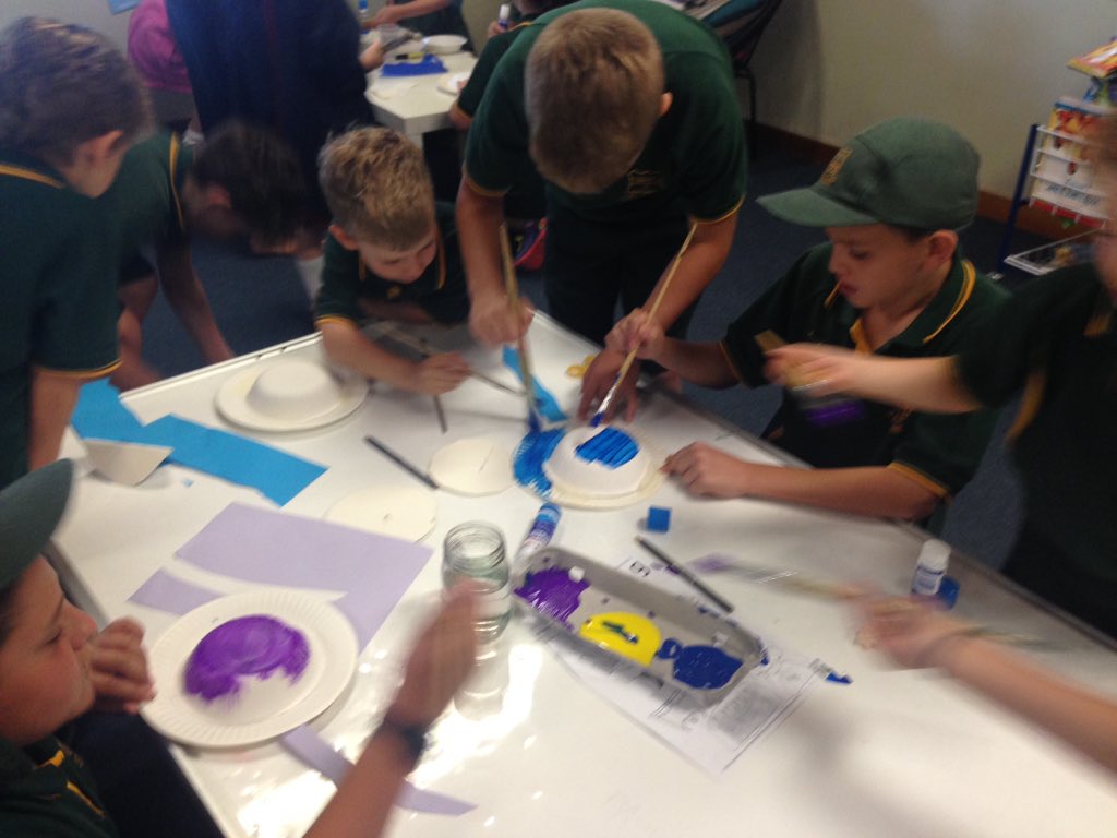 Ms_Shoveller's tweet image. Thank you @KinderSoyaBeans for a fun morning making stingrays! #buddyclass