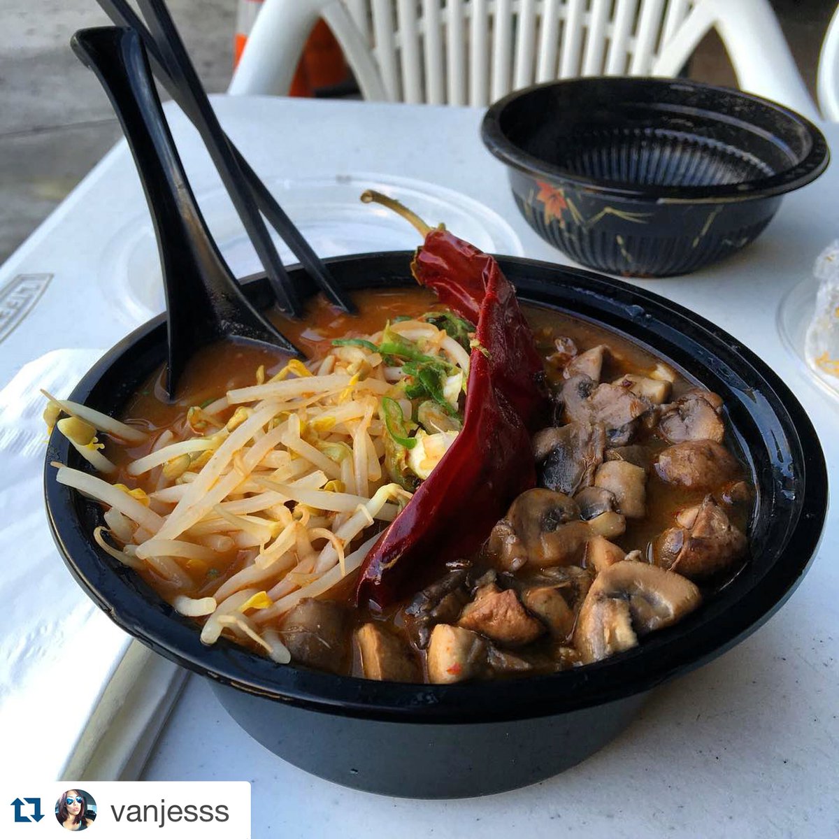 ShinRamenMagic's tweet photo. Here comes the βοΈ again! Warm up with some #RamenMagic! #delivery #hollywood #food #rain #losangeles https://t.co/WUB5kSNI96