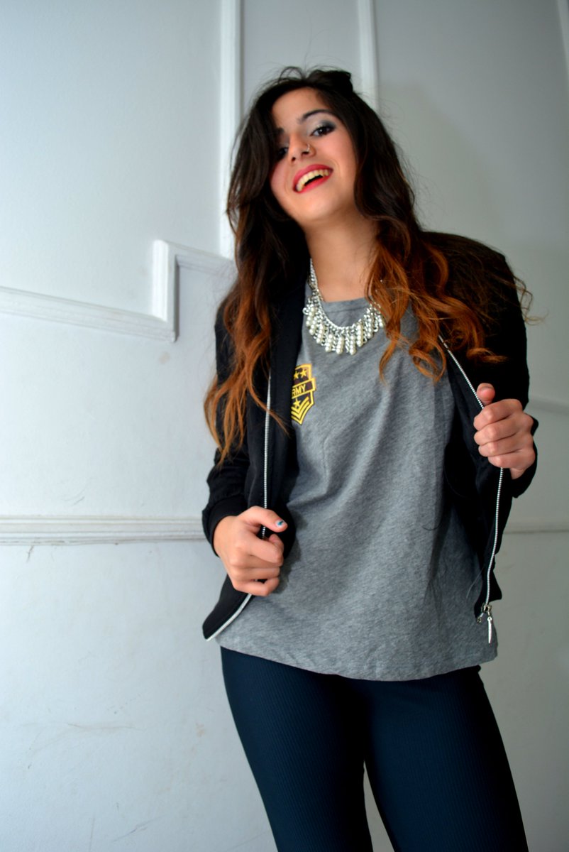 Hoy queremos saludar a nuestra voz en la banda! Genia!! Feliz cumple @bsofiafernandez