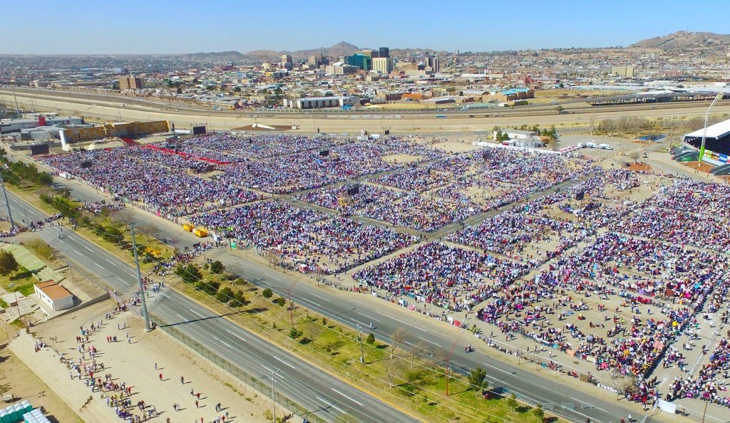 sabio28's tweet image. Gran mensaje dio Ciudad Juárez ante el mundo: estamos de pie, hasta un papa puede venir. #PapaenCDJ #PapaEnMex 🇲🇽🇺🇸|