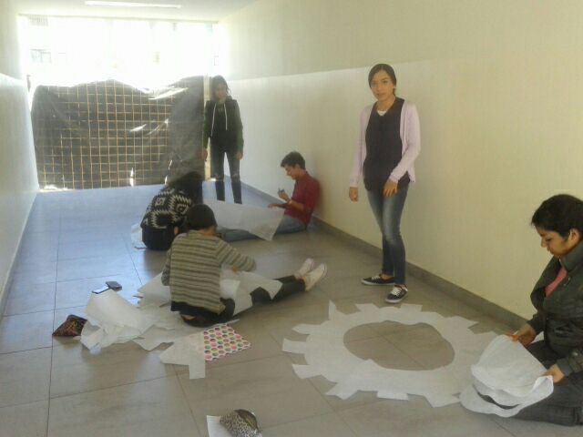 FernandaRRV95's tweet photo. Aplicando conocimientos del paradigma cognitivo @eree_ortiz @KarlaLRubio @IsraelHPs #educativaudg_r11 https://t.co/8QkCr6TImL
