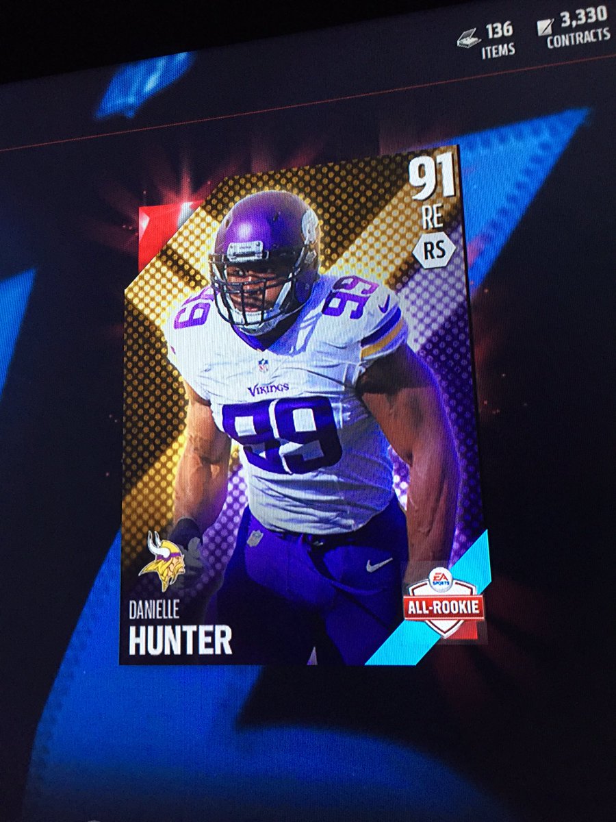 RT and follow to enter. Ends in 10 mins. Xbox one