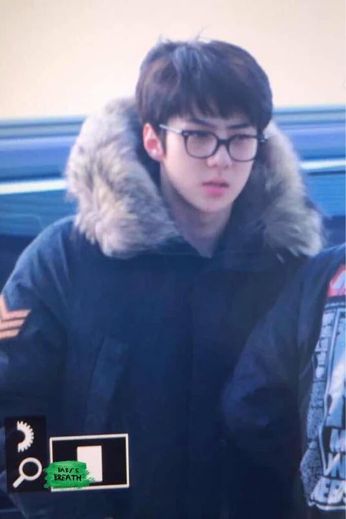 sehunspics's tweet photo. Cute😍😍 https://t.co/N8BFf4euS6