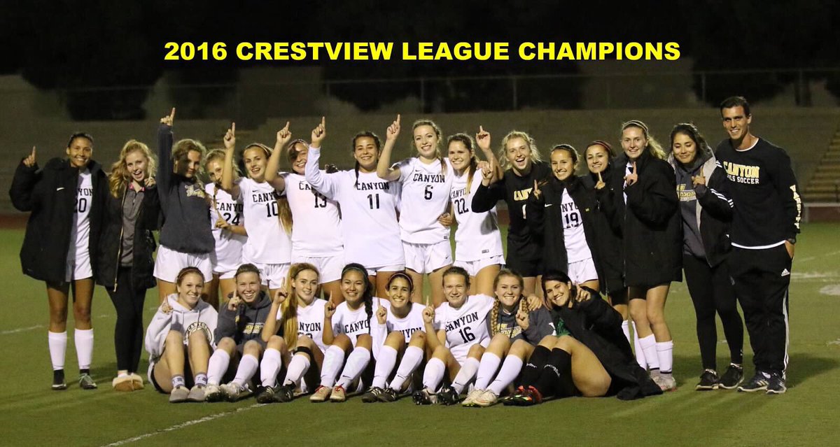 ComancheGirls's tweet photo. 2016 Crestview League Champions!  Congratulations girls and coaches!  Soccer well played!Great team effort! 💪⚽️👏👑 https://t.co/hskKM0G2do
