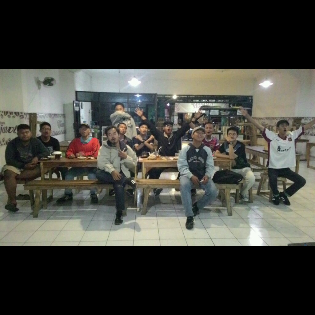 We love WestHam United 🍻