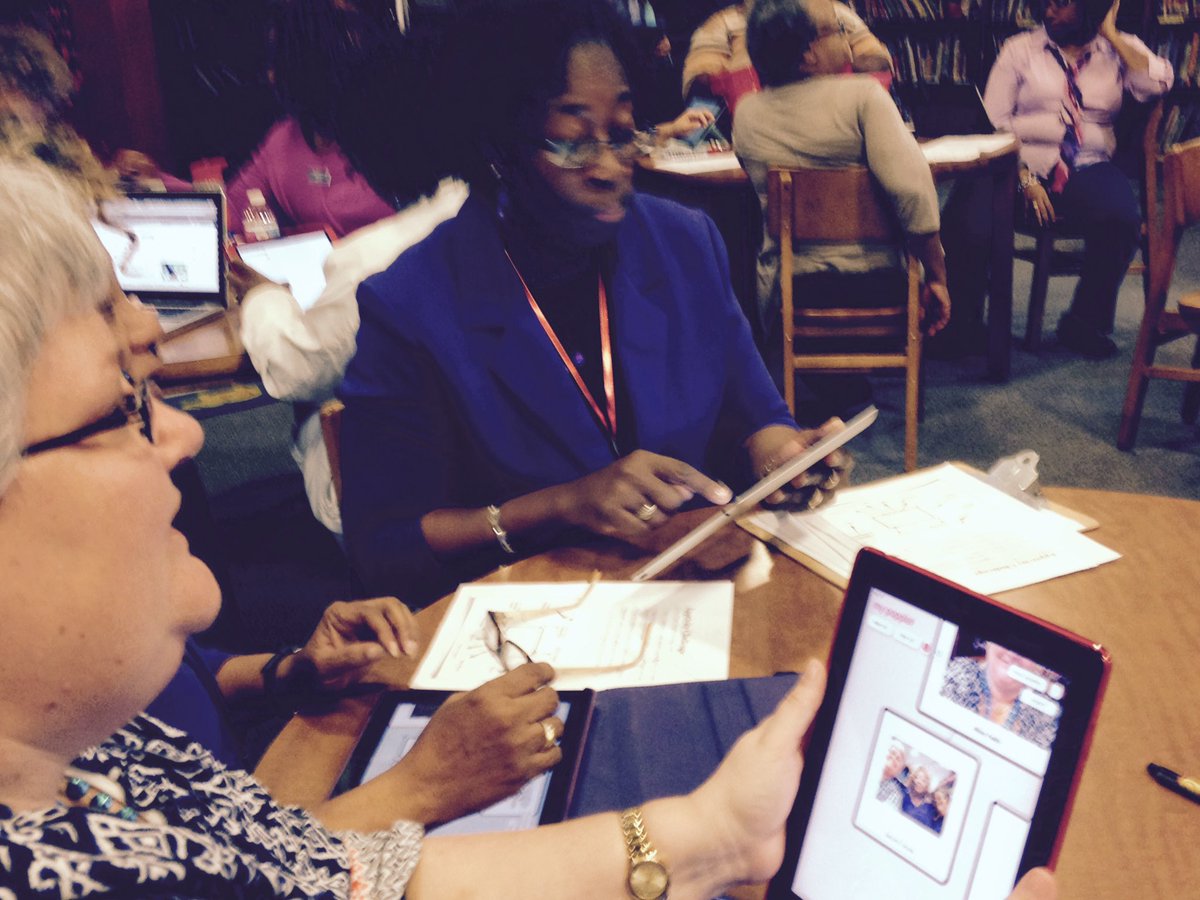 dcrawfordbge's tweet photo. Teachers engaged in Popplet workshop with Mrs. Fleming. #LCSSDLD16 #Nextlevel @Supt_LCSS @LibertyCoSchool https://t.co/W4bz3pvF8o