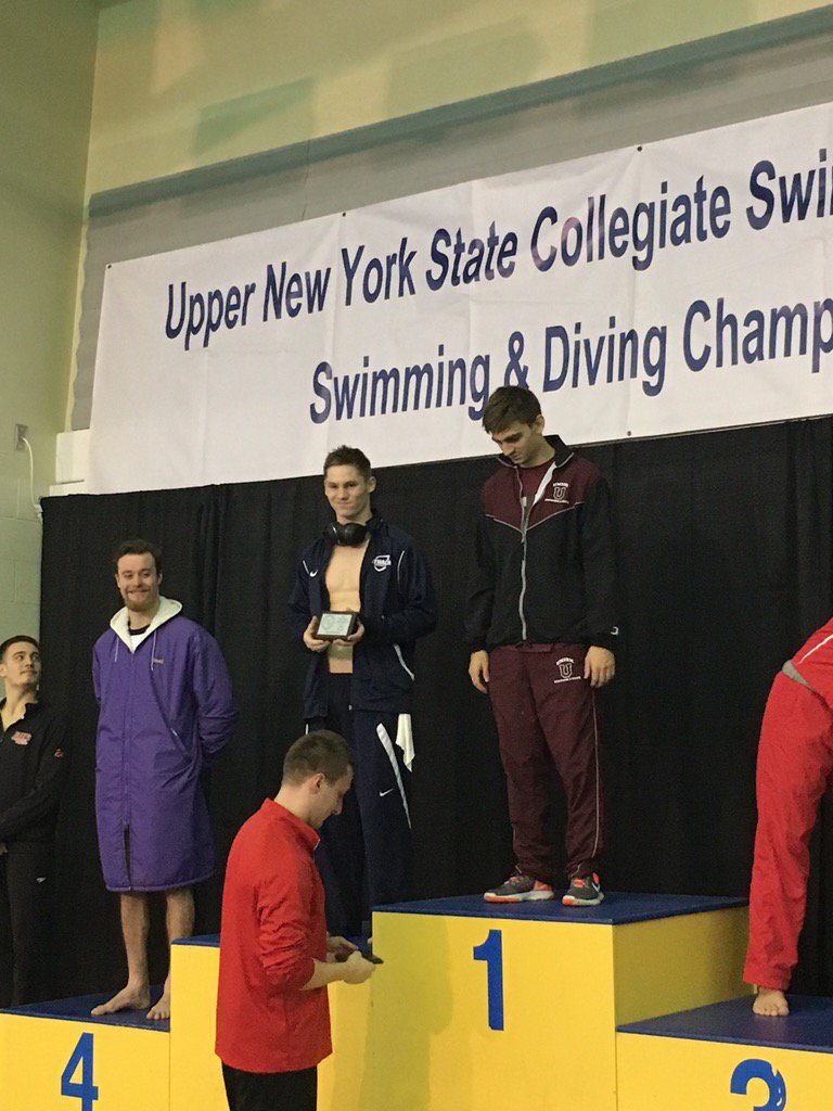 ICSDbombers's tweet photo. 2nd place for freshmen diver Scott! 🎉 https://t.co/hjVvrzbjFl
