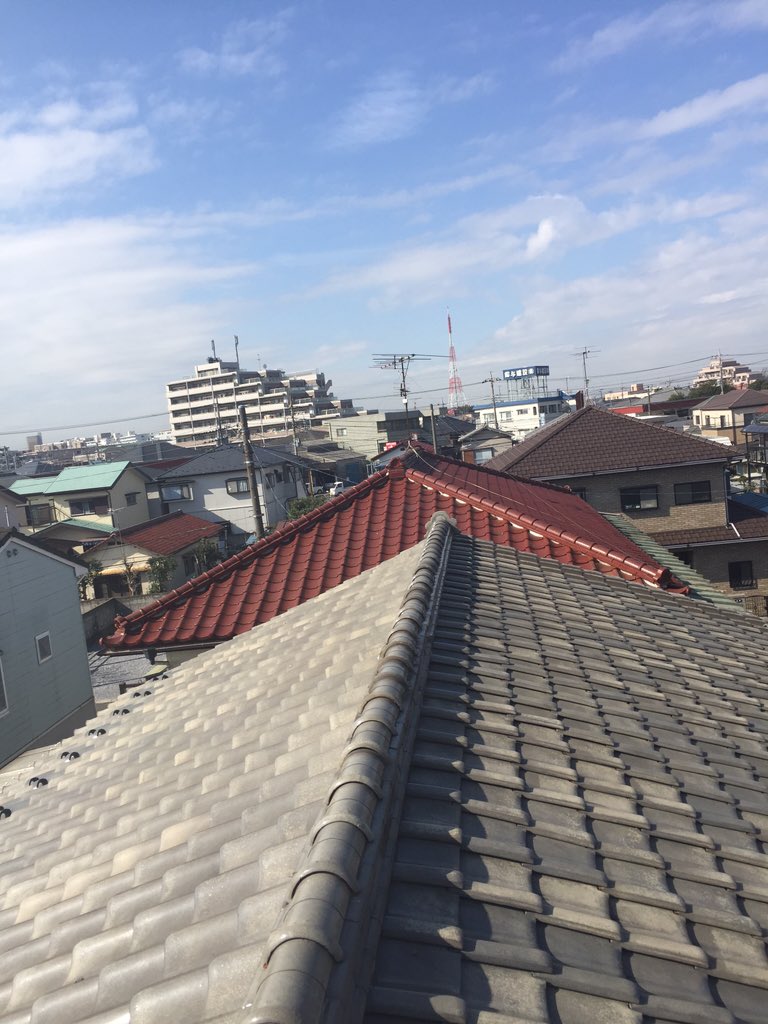 HO40010702's tweet photo. 屋根の上の馬🐴 https://t.co/EifqRNOxUa