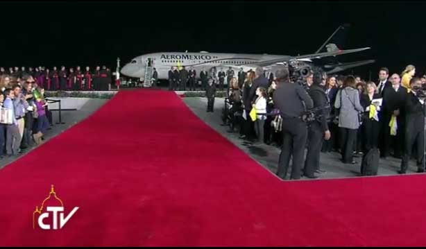 Adiós México - CbdhF6qVIAAH_Dz