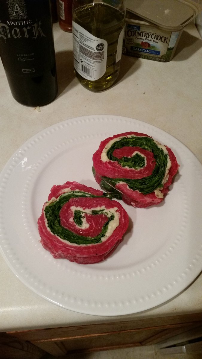 Table42Global's tweet image. Usually I dont do this But Guys Get Your Cook game Up Pinwheel Steaks Parmesean spinach stuffing