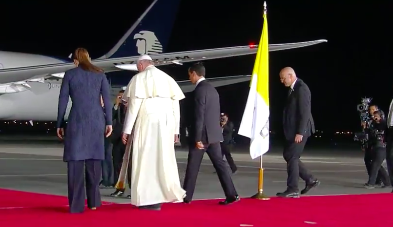 Adiós México - Cbdl96GUEAEudCS