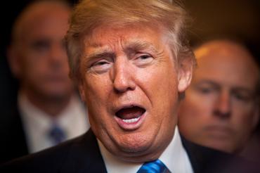Appy_Geek's tweet photo. #Trending Donald Trump on Apple: 'Who do they think they are?' https://t.co/kxqIfDWUIw https://t.co/7LeHOV40aT