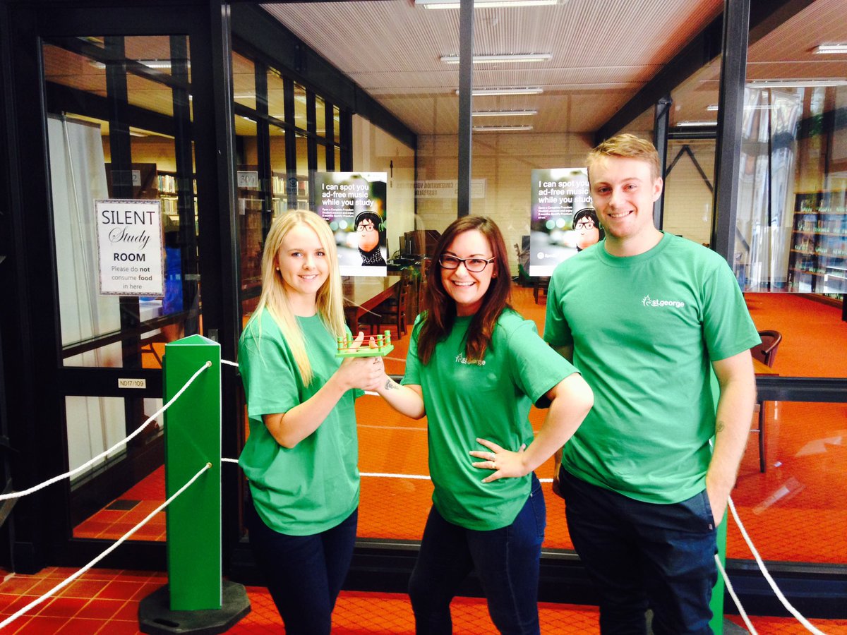 nickapps597's tweet photo. join the thumb war at the St.George stall prizes for the winner.Come see Bec &amp; the team 4 fun. @UNDAFreo https://t.co/fyC836CvFL