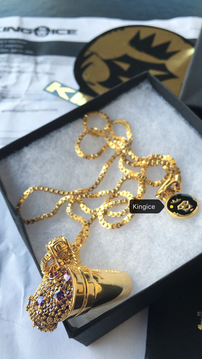 Tagglife's tweet photo. Check out Today's #MyValentine inspiration here.#Fashionista https://t.co/VWQx7Taa7s