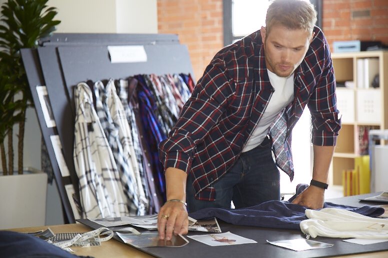 kellanlutz's tweet photo. I'm excited to show everyone our new @abbotmain flannels! So cool and comfy!! #workwednesday #abbotmain #flannel https://t.co/xxRuzj7j4K